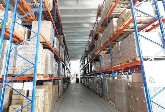 bags storage warehouse